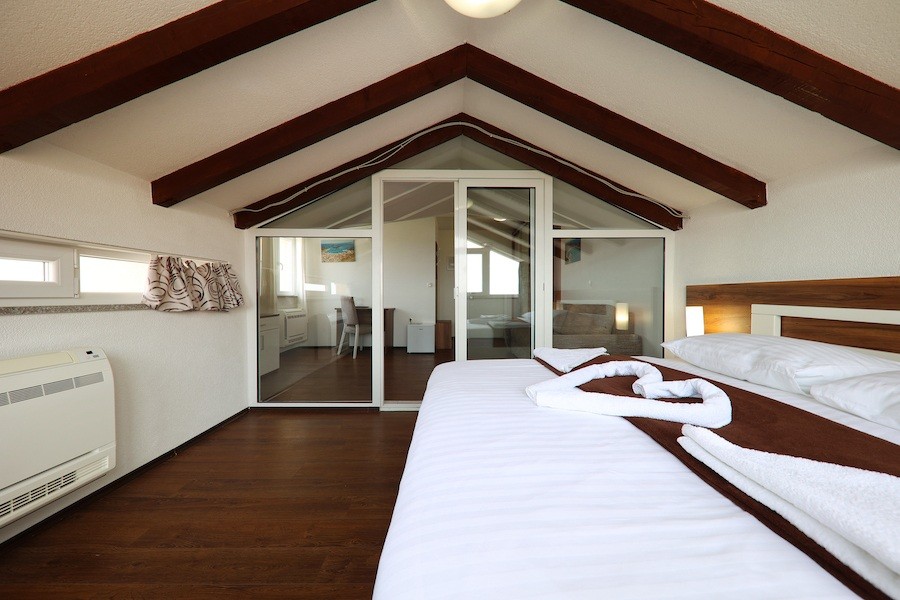 Hotel Murter - Deluxe Suite with Sea View - 2