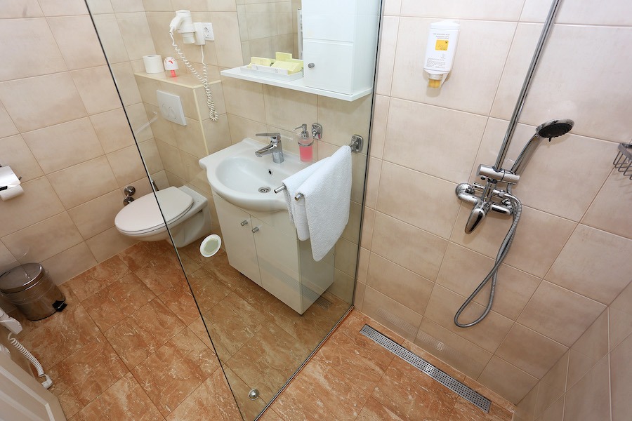 Hotel Murter - Double Room with Balcony and Sea View - 3